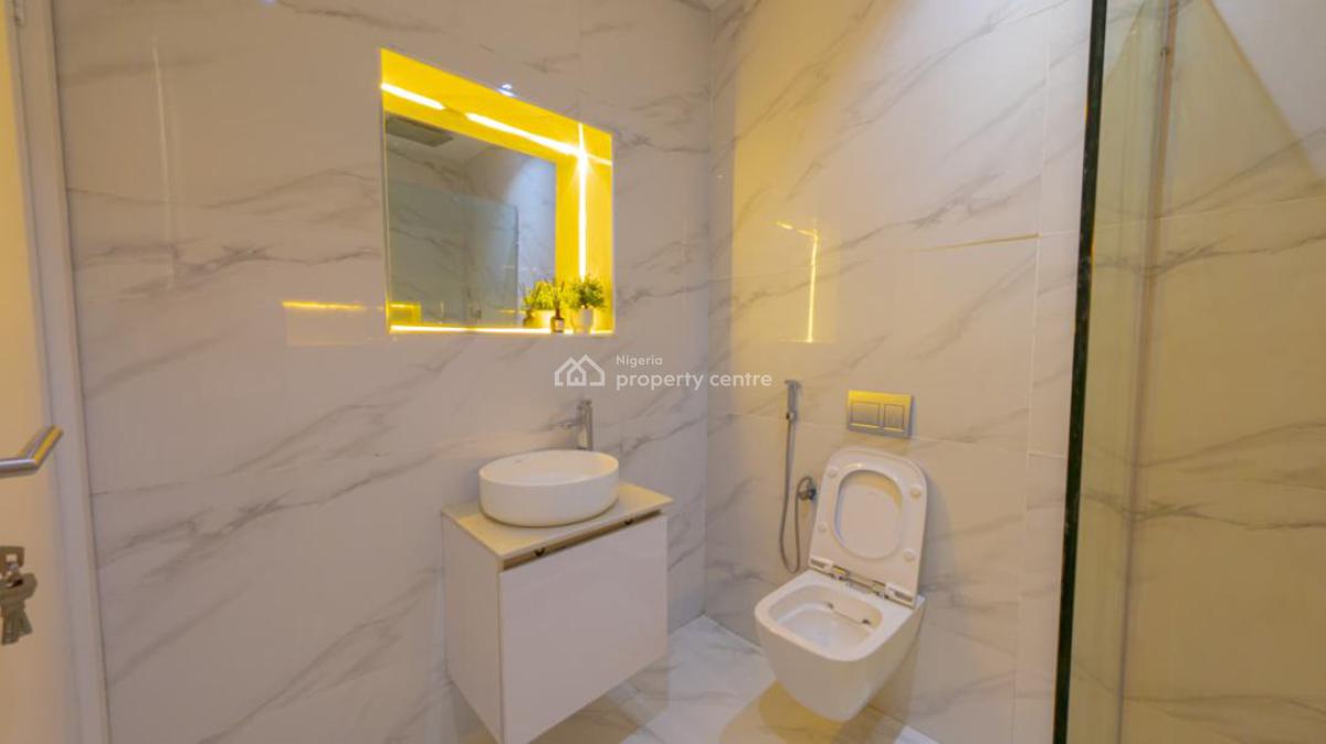 Luxury 2 Bedroom Penthouse with Pool,ps5,snooker and Table Tennis, Lekki Phase 1, Lekki, Lagos, Flat / Apartment Short Let