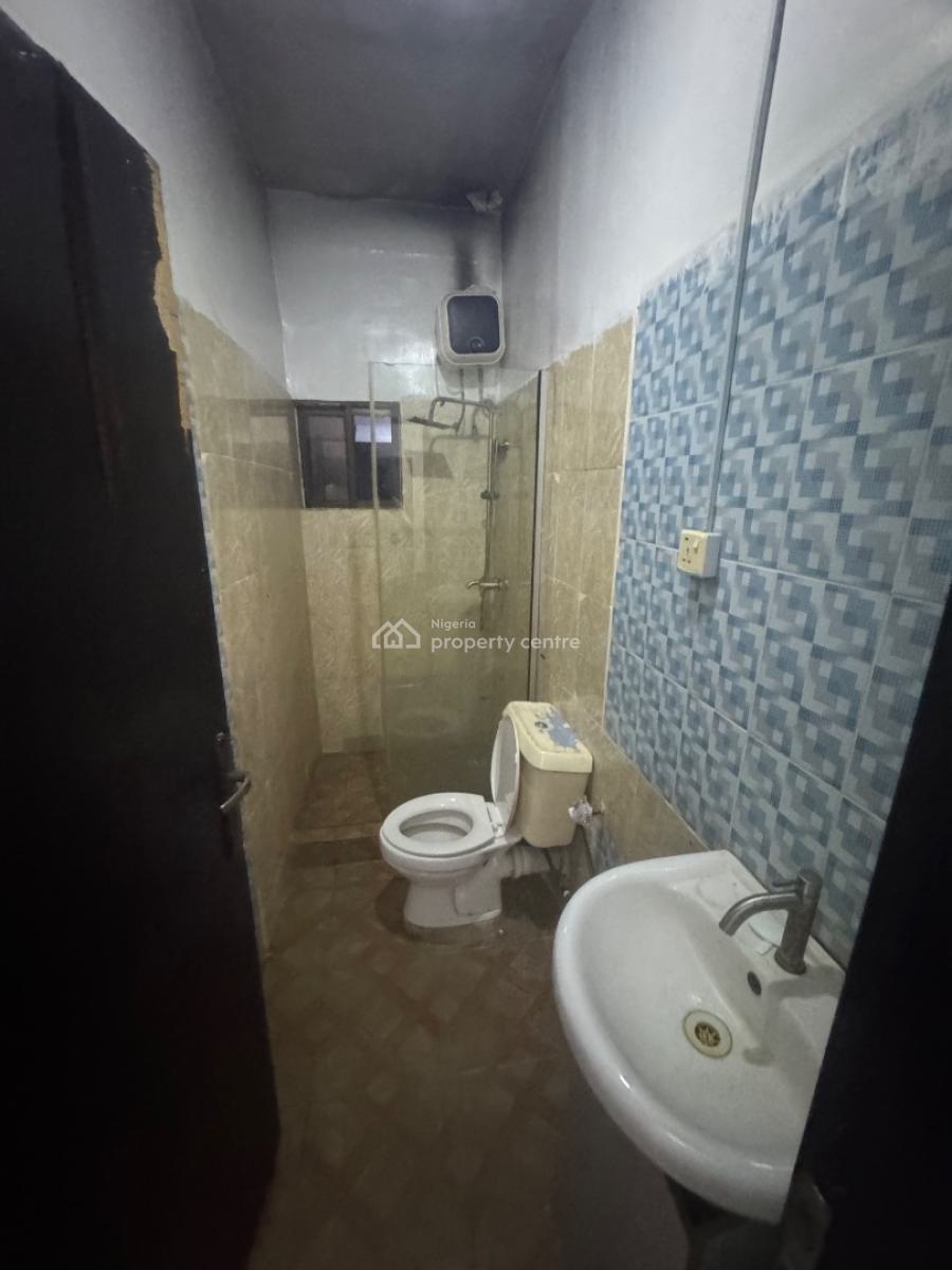a Spacious 1 Bedroom Serviced Apartment, Off Admiralty Way, Lekki Phase 1, Lekki, Lagos, Mini Flat (room and Parlour) for Rent