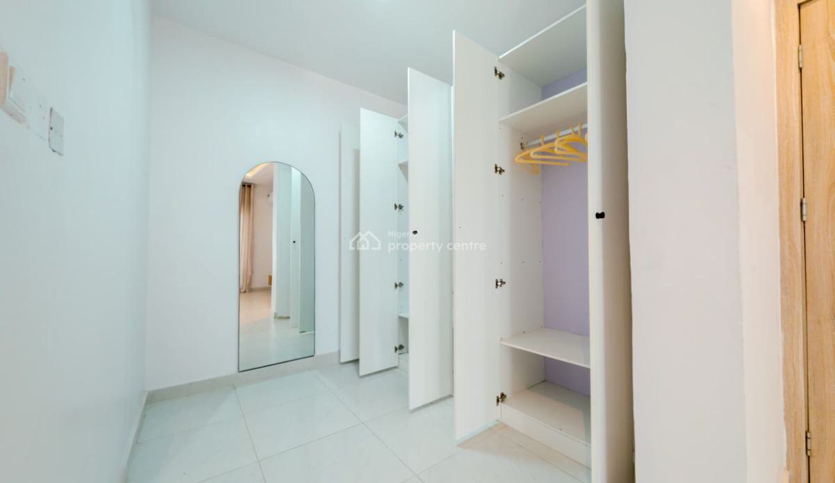 Beautiful 2 Bedroom Smarthome with Rooftop Pool and Gym, Lekki Phase 1, Lekki, Lagos, Flat / Apartment Short Let