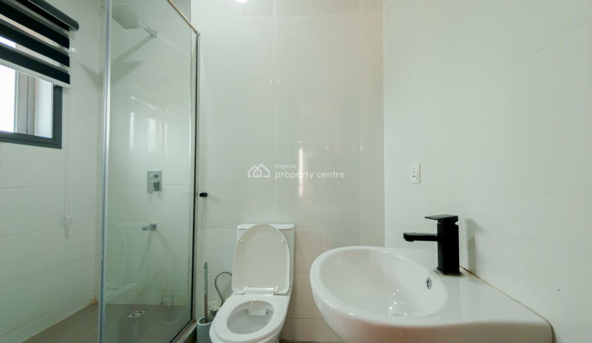 Beautiful 2 Bedroom Smarthome with Rooftop Pool and Gym, Lekki Phase 1, Lekki, Lagos, Flat / Apartment Short Let
