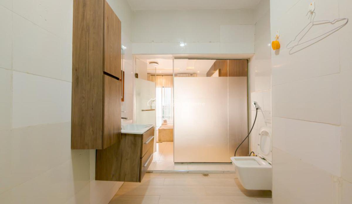 Beautiful 2 Bedroom Smarthome with Rooftop Pool and Gym, Lekki Phase 1, Lekki, Lagos, Flat / Apartment Short Let