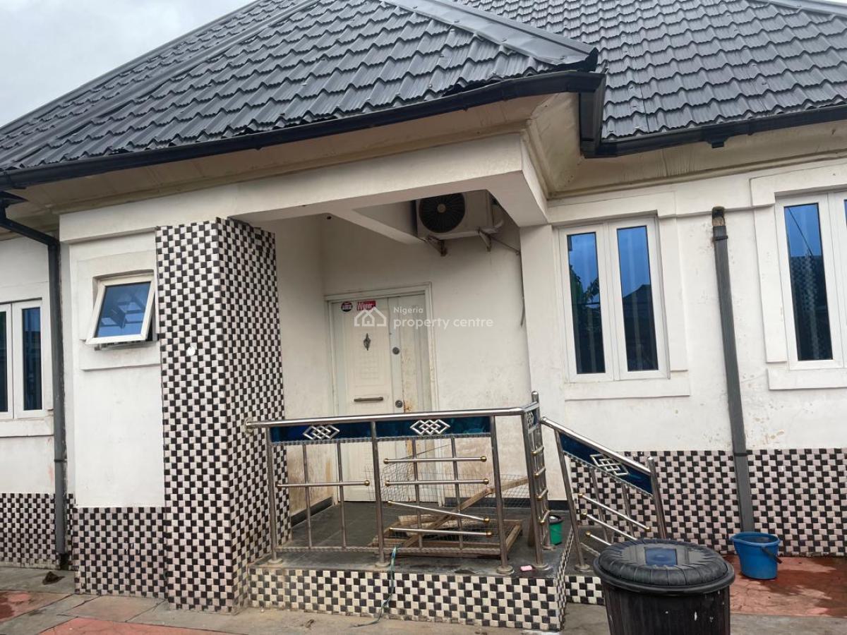 a Clean Three (3) Bedroom Detached Bungalow, Off Ikot Ekpene Road Behind Apc Office, Uyo, Akwa Ibom, Detached Bungalow for Sale