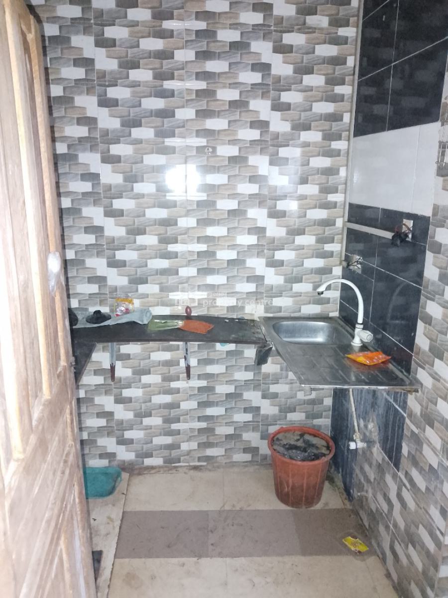 Massive Aroomself, Desa, Balogun Quarteres Estate, Onosa, Ibeju Lekki, Lagos, Self Contain (single Rooms) for Rent