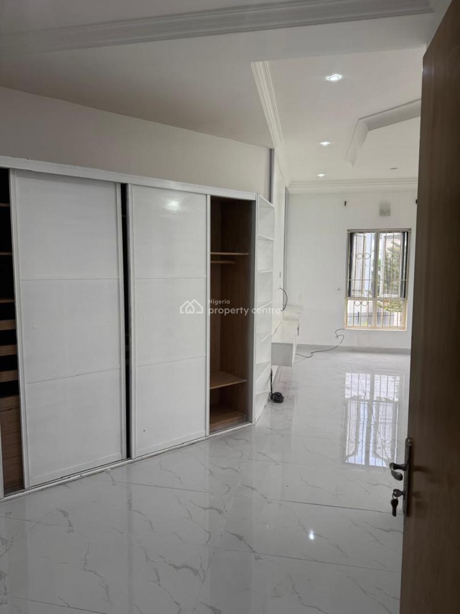 Top-notch 3-bedeoom Apartment with  Bq, Gym, Pool, Banana Island, Ikoyi, Lagos, Flat / Apartment for Rent