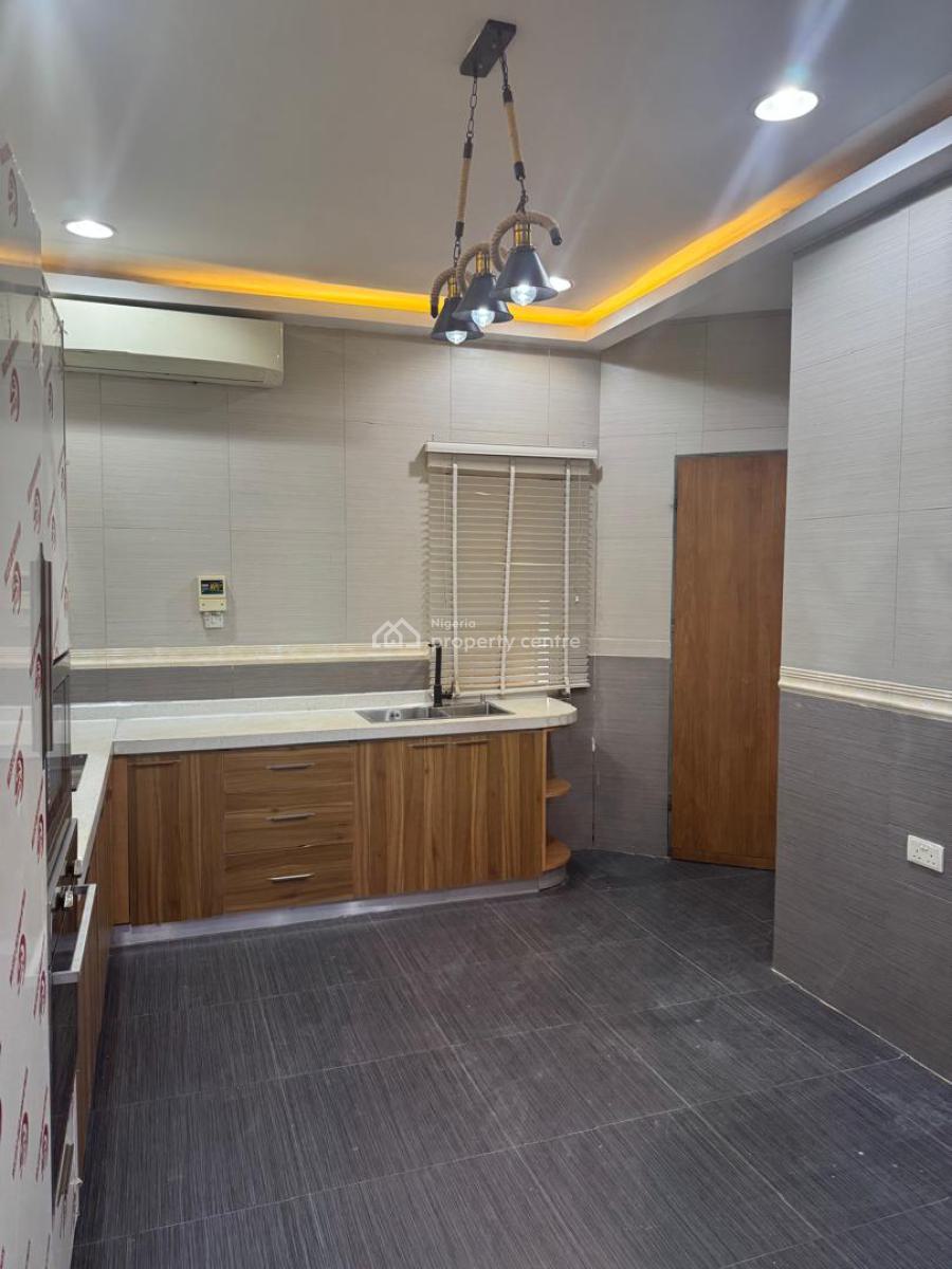 Top-notch 3-bedeoom Apartment with  Bq, Gym, Pool, Banana Island, Ikoyi, Lagos, Flat / Apartment for Rent