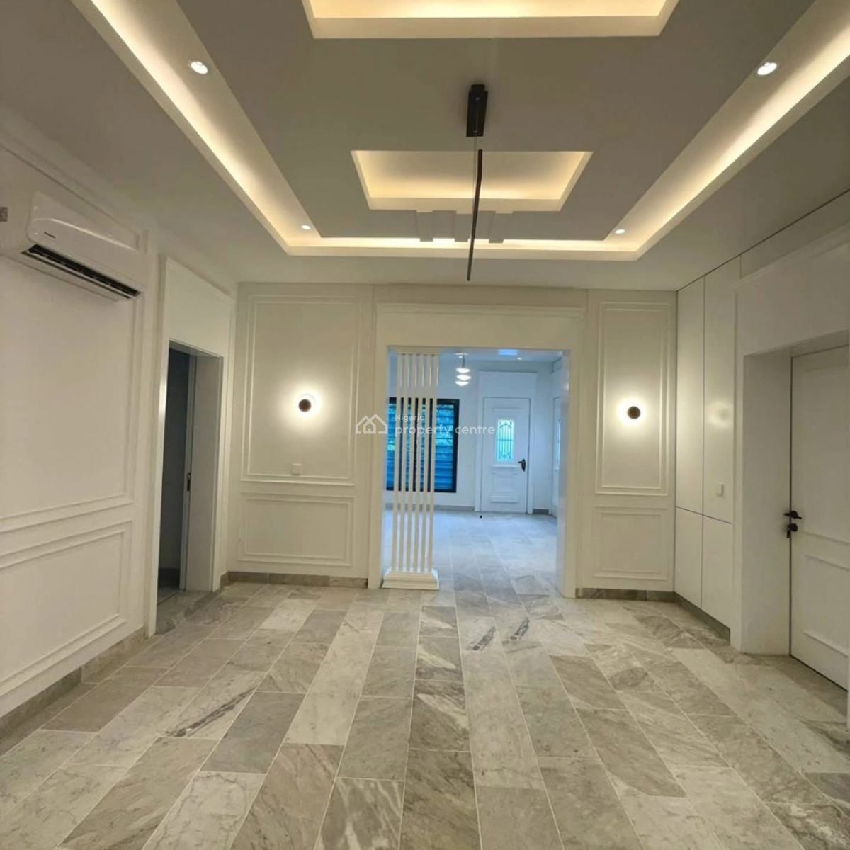 Contemporary 8 Bedroom Serviced Mansion,bq,foyer,elevator,penthouse,, Wuse 2, Abuja, Detached Duplex for Sale