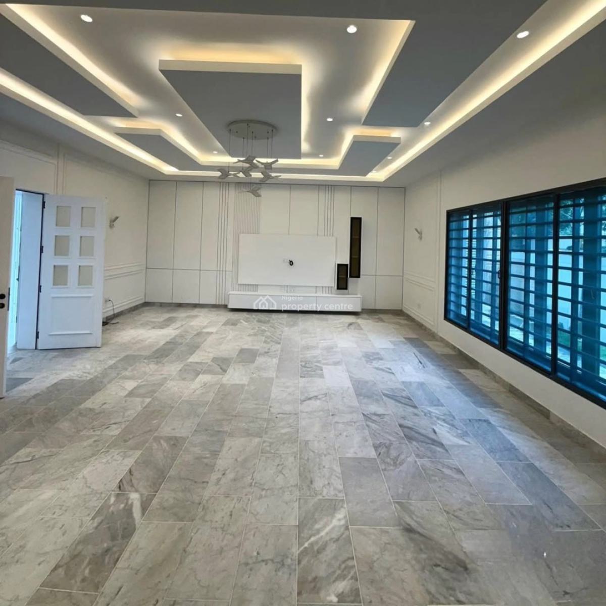 Contemporary 8 Bedroom Serviced Mansion,bq,foyer,elevator,penthouse,, Wuse 2, Abuja, Detached Duplex for Sale