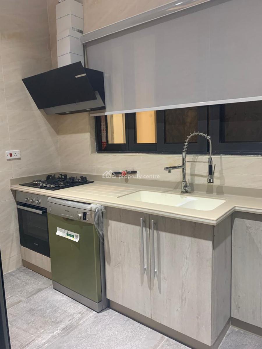 Partly Furnished and Fully Fitted and Serviced with 24/7 Power Supply, Ikoyi, Lagos, Flat / Apartment for Rent