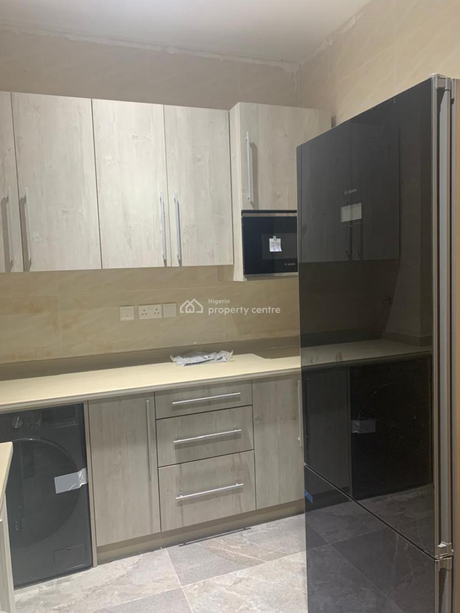 Partly Furnished and Fully Fitted and Serviced with 24/7 Power Supply, Ikoyi, Lagos, Flat / Apartment for Rent