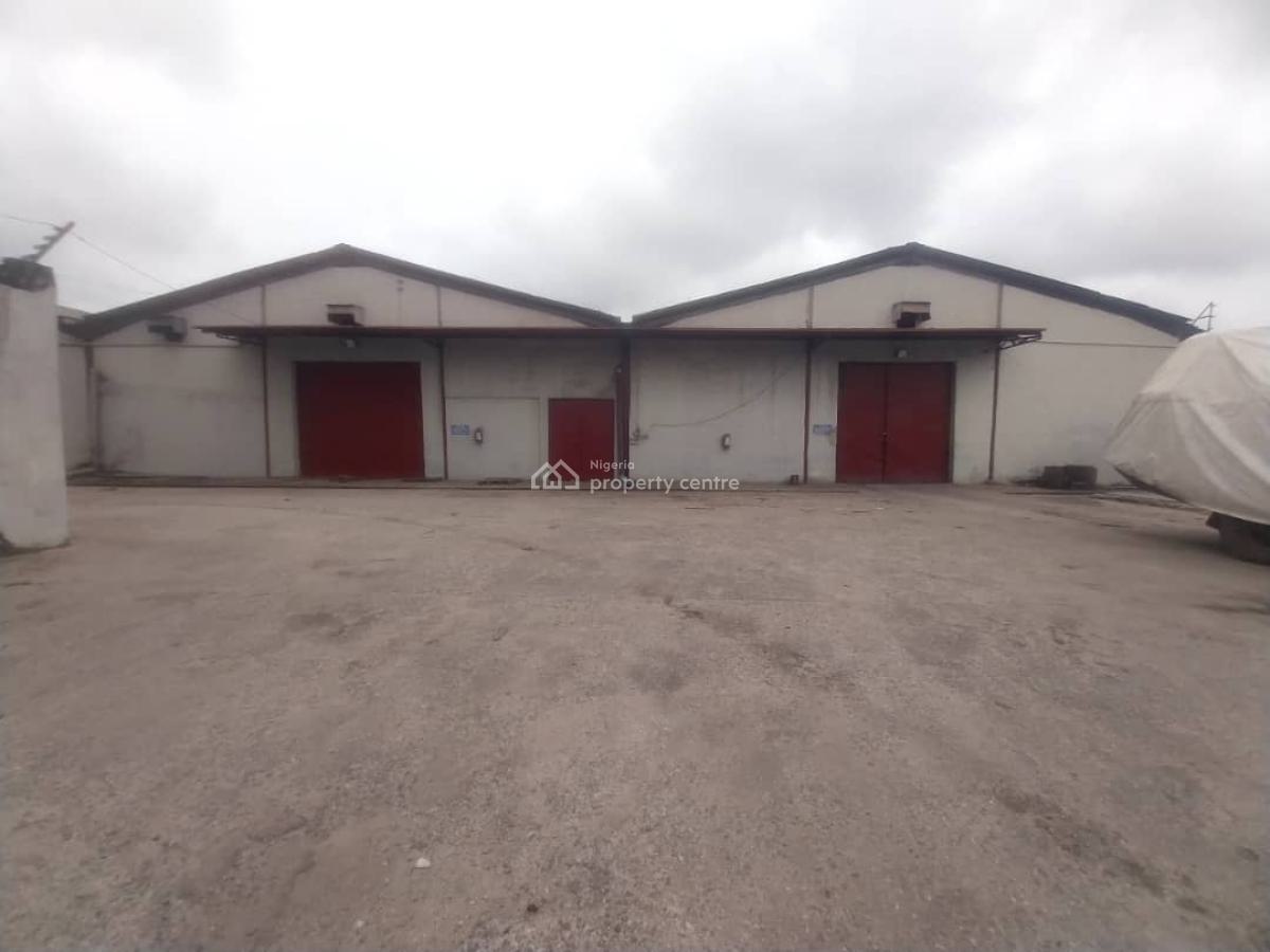 4 Bay-warehouse Measuring 6,500, Mandillas Bus Stop, Okota, Isolo, Lagos, Warehouse for Rent