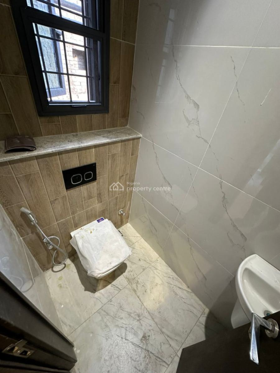 Brand New Luxury  3-bedroom Apartment with Bq, Wuye, Abuja, Flat / Apartment for Sale