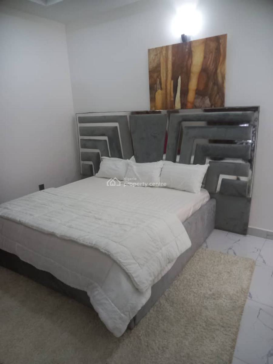 3 Bedroom Apartment, Omole Phase 1, Ikeja, Lagos, Flat / Apartment Short Let