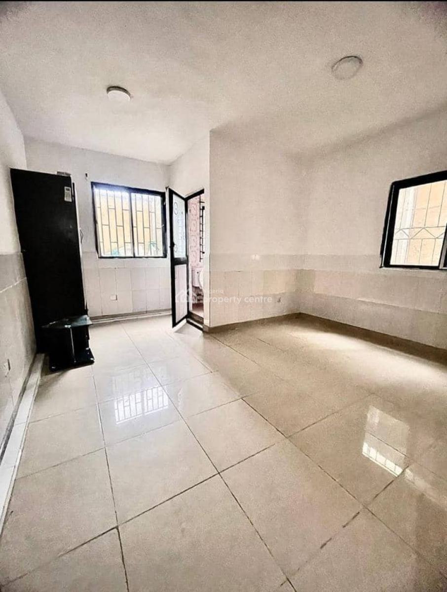 Spacious Roomself with Ac and Bed, Osapa, Lekki, Lagos, Self Contain (single Rooms) for Rent