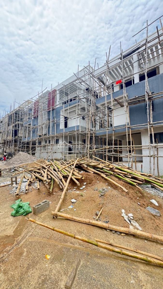 4 Bedroom Semi Detached with Bq, Guzape District, Abuja, Semi-detached Duplex for Sale