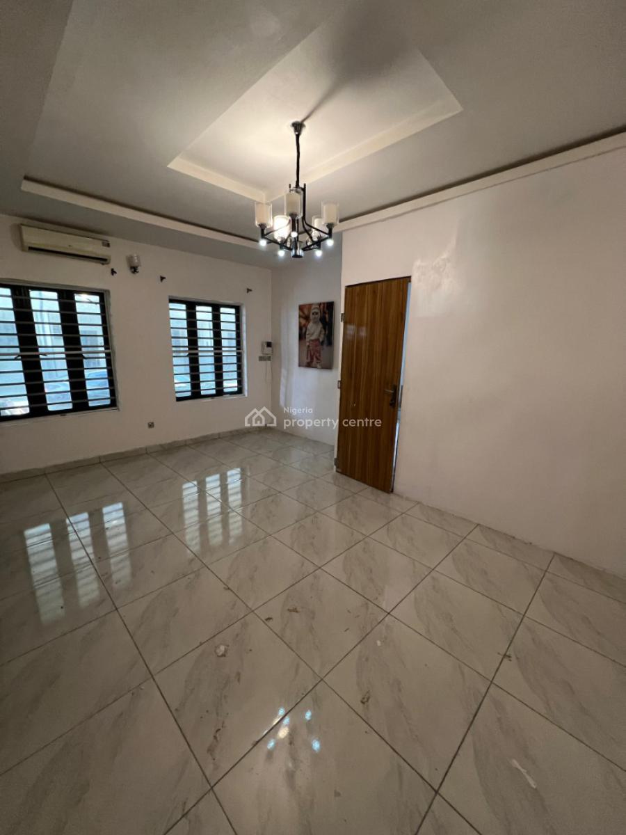 Well Maintained Room and Parlor, Orchid Road, Lekki, Lagos, Mini Flat (room and Parlour) for Rent