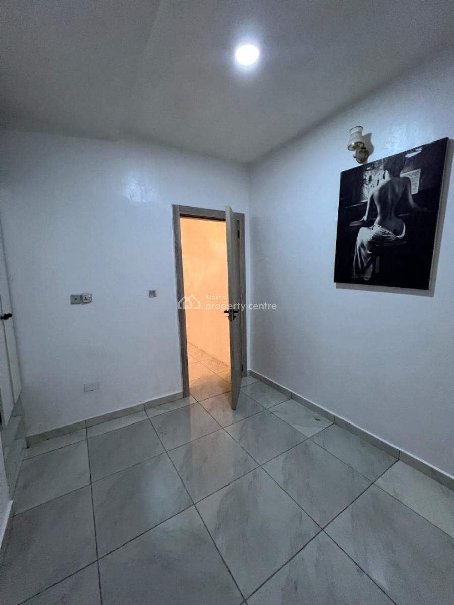 Well Maintained Room and Parlor, Orchid Road, Lekki, Lagos, Mini Flat (room and Parlour) for Rent
