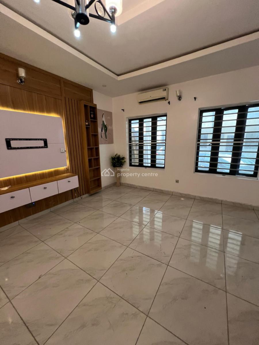Well Maintained Room and Parlor, Orchid Road, Lekki, Lagos, Mini Flat (room and Parlour) for Rent