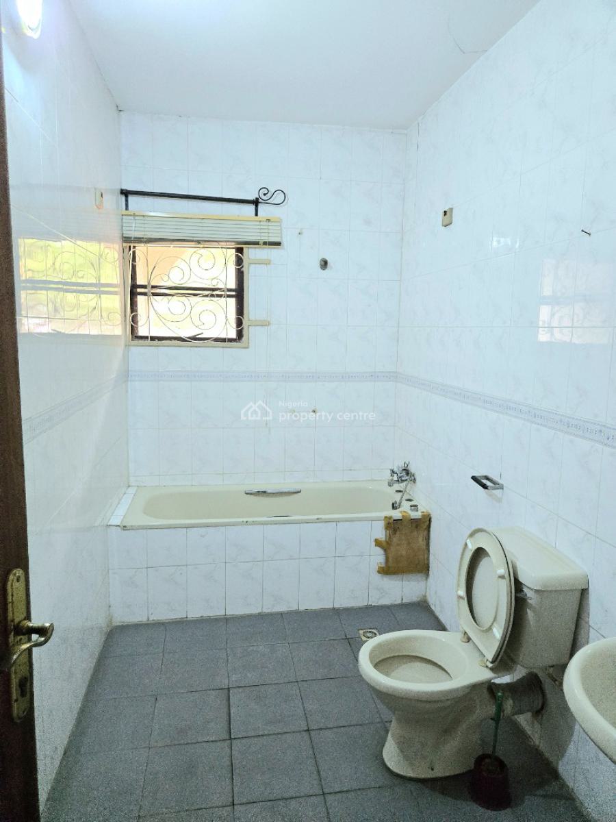 5 Bedroom Detached, Lekki Phase 1, Lekki, Lagos, Office Space for Rent
