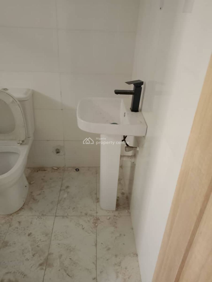 Lovely 2 Bedroom Penthouse Apartment, Signature Apartment, Off Freedom Way, Lekki, Lagos, Flat / Apartment for Rent