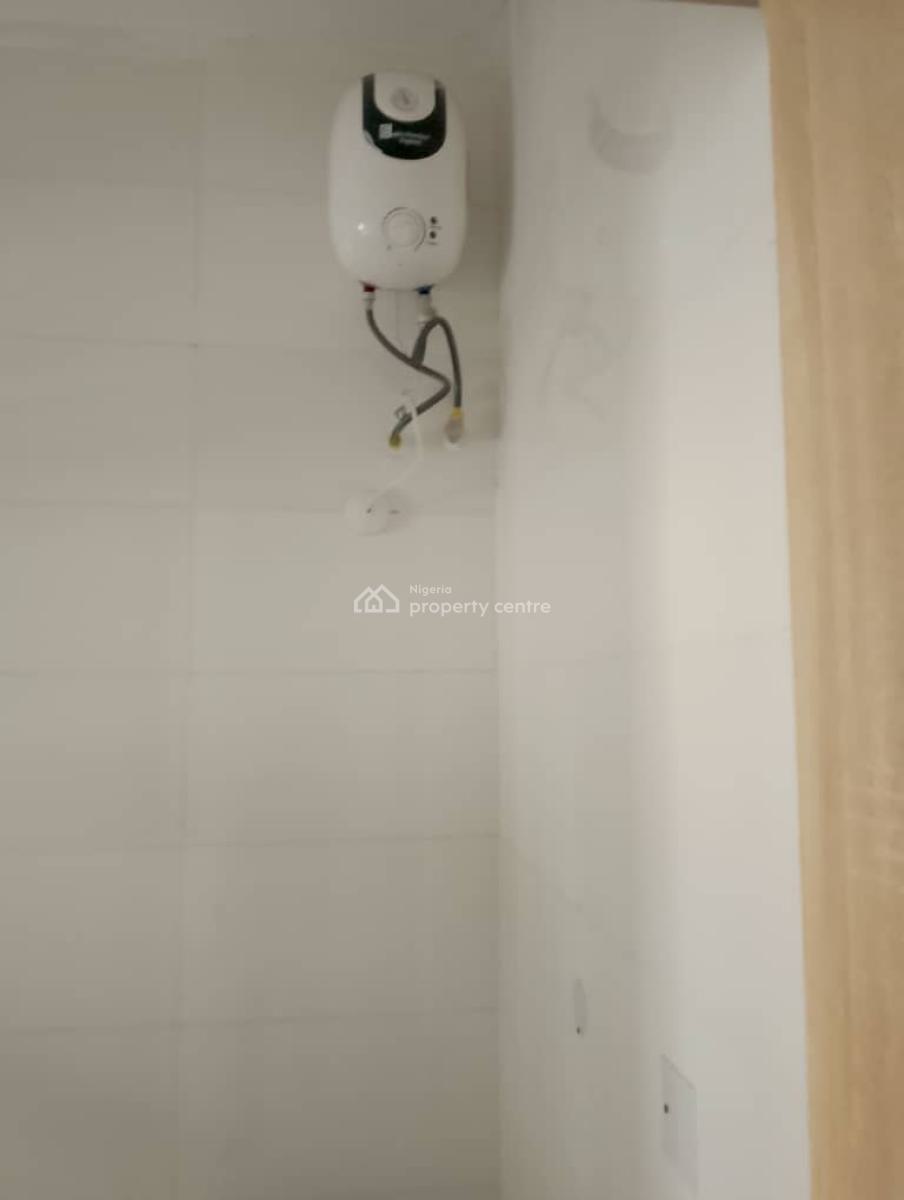 Lovely 2 Bedroom Penthouse Apartment, Signature Apartment, Off Freedom Way, Lekki, Lagos, Flat / Apartment for Rent