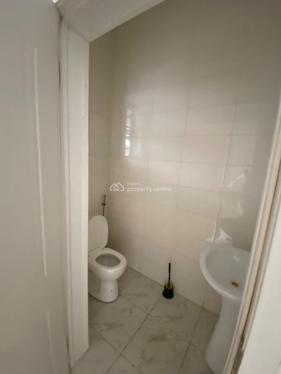 4 Bedroom Terrace Duplex, with All Rooms Ensuit, De-fortieth Estate, Ewumi Road, Off Oba Omogbolahan Lawani Street, Ikota, Lekki, Lagos, Terraced Duplex for Sale