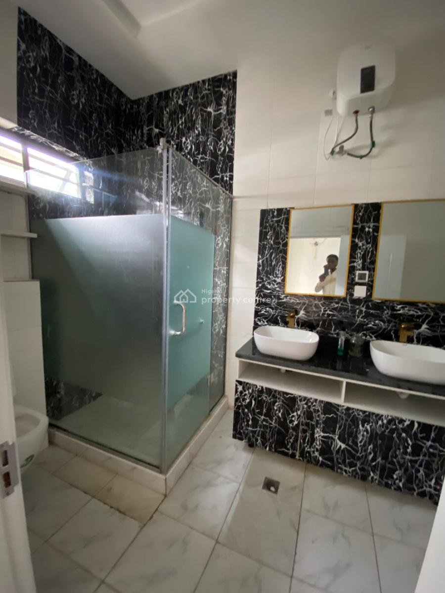 4 Bedroom Terrace Duplex, with All Rooms Ensuit, De-fortieth Estate, Ewumi Road, Off Oba Omogbolahan Lawani Street, Ikota, Lekki, Lagos, Terraced Duplex for Sale
