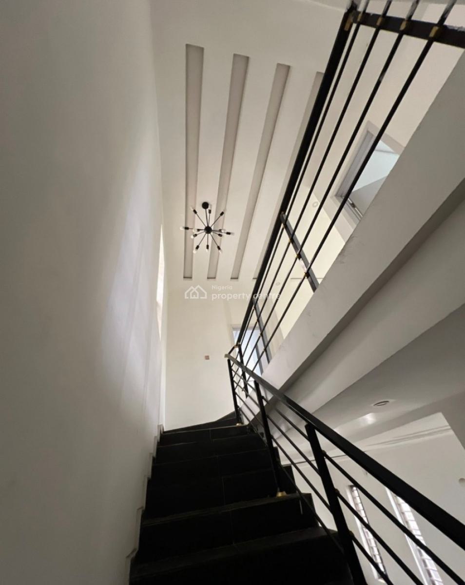 4 Bedroom Detached House with 1-room Bq, Suitable for Both Commercial, Megamound Estate Road, Ikota, By Megamound Estate Gate., Ikota, Lekki, Lagos, Detached Duplex for Sale