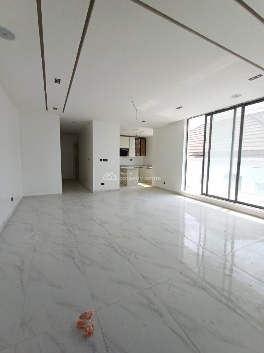 Newly Built 2 Bedroom Apartment, Lekki Phase 1, Lekki, Lagos, Flat / Apartment for Sale