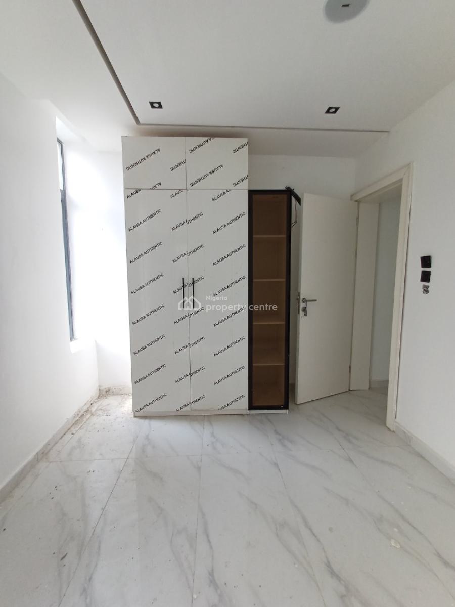 Newly Built 2 Bedroom Apartment, Lekki Phase 1, Lekki, Lagos, Flat / Apartment for Sale