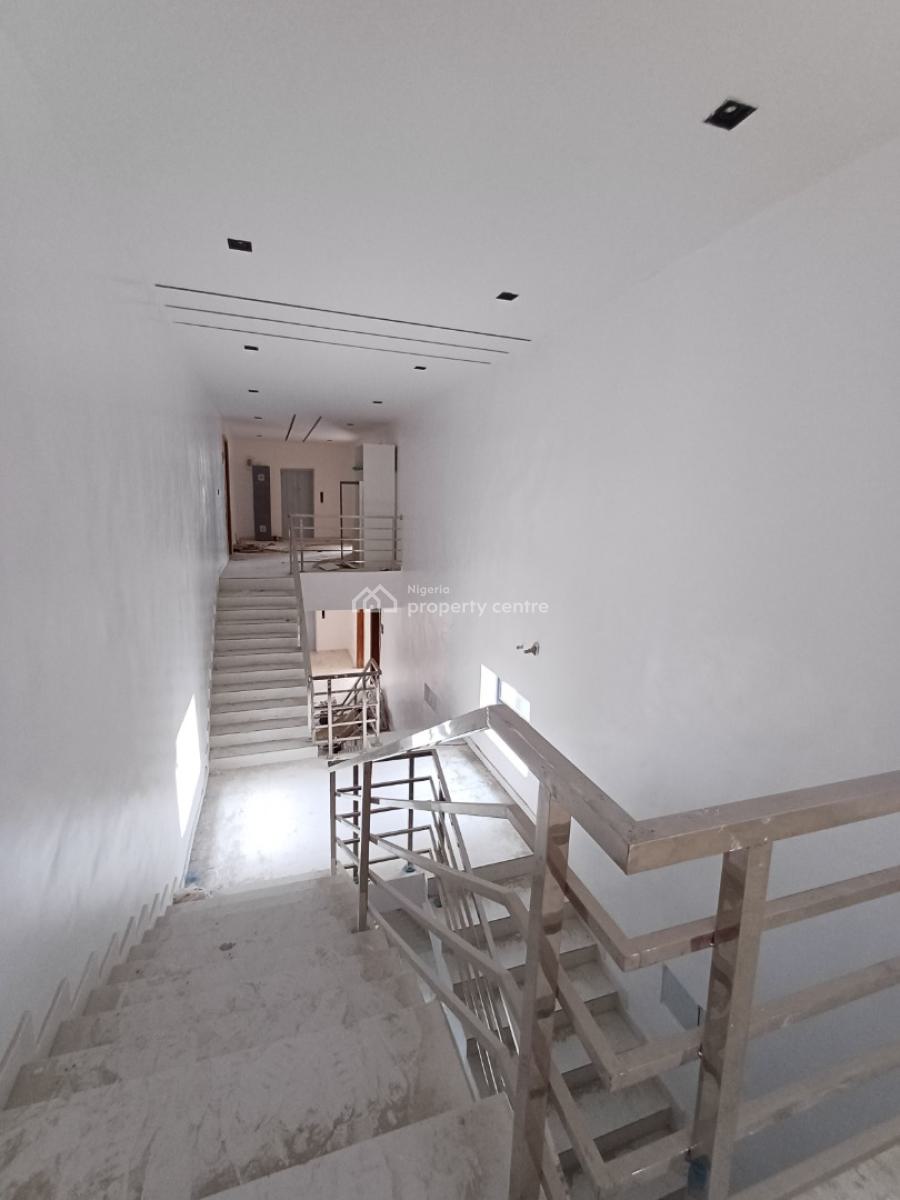 Newly Built 2 Bedroom Apartment, Lekki Phase 1, Lekki, Lagos, Flat / Apartment for Sale