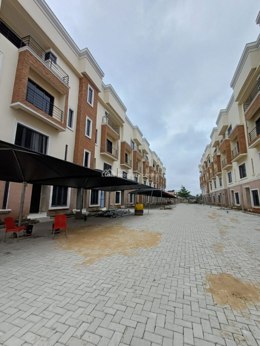 Well Finished 4 Bedroom Terrace Duplex + Bq, Lekki Phase 1, Lekki, Lagos, Flat / Apartment for Rent