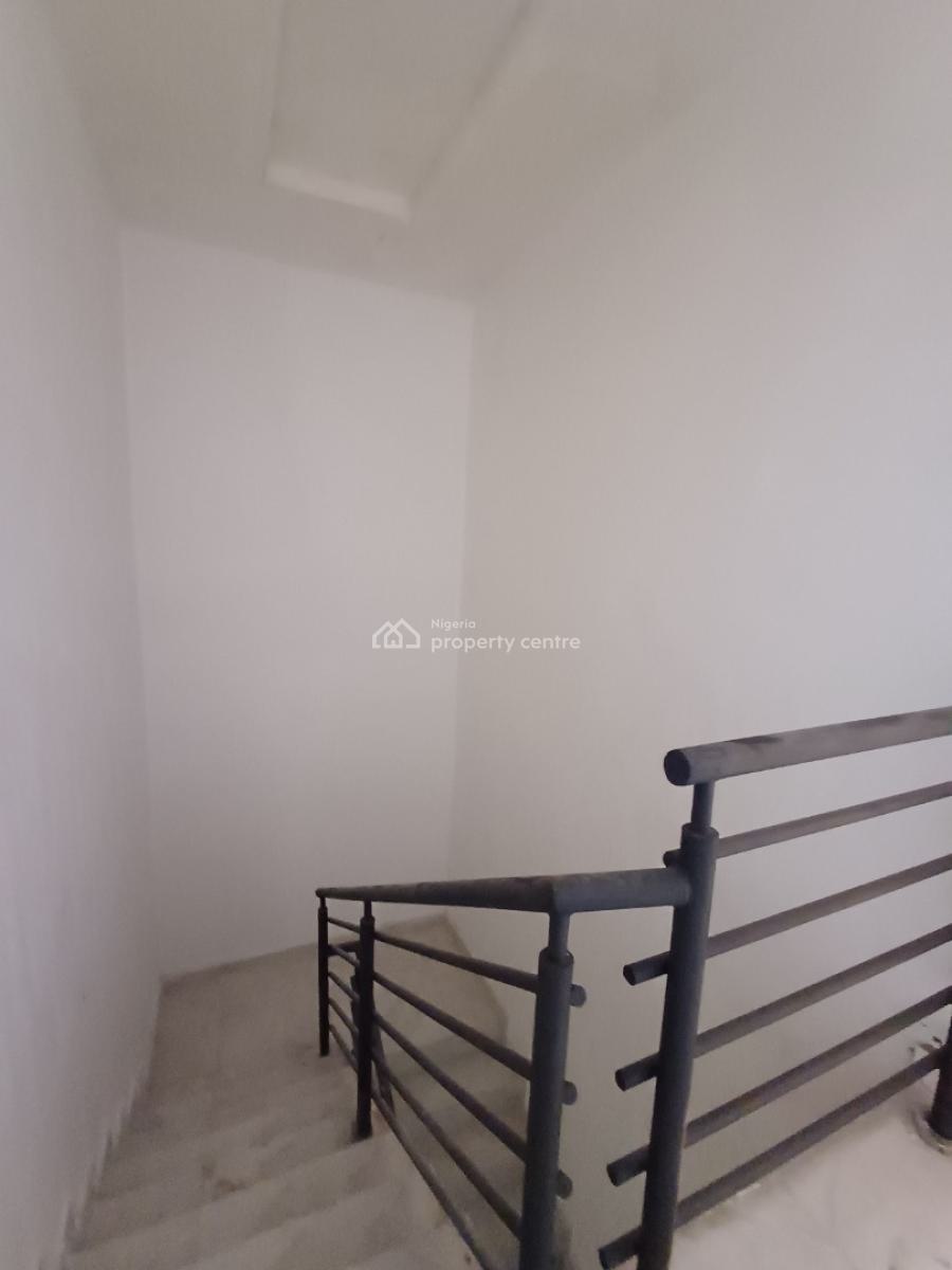 Well Finished 4 Bedroom Terrace Duplex + Bq, Lekki Phase 1, Lekki, Lagos, Flat / Apartment for Rent