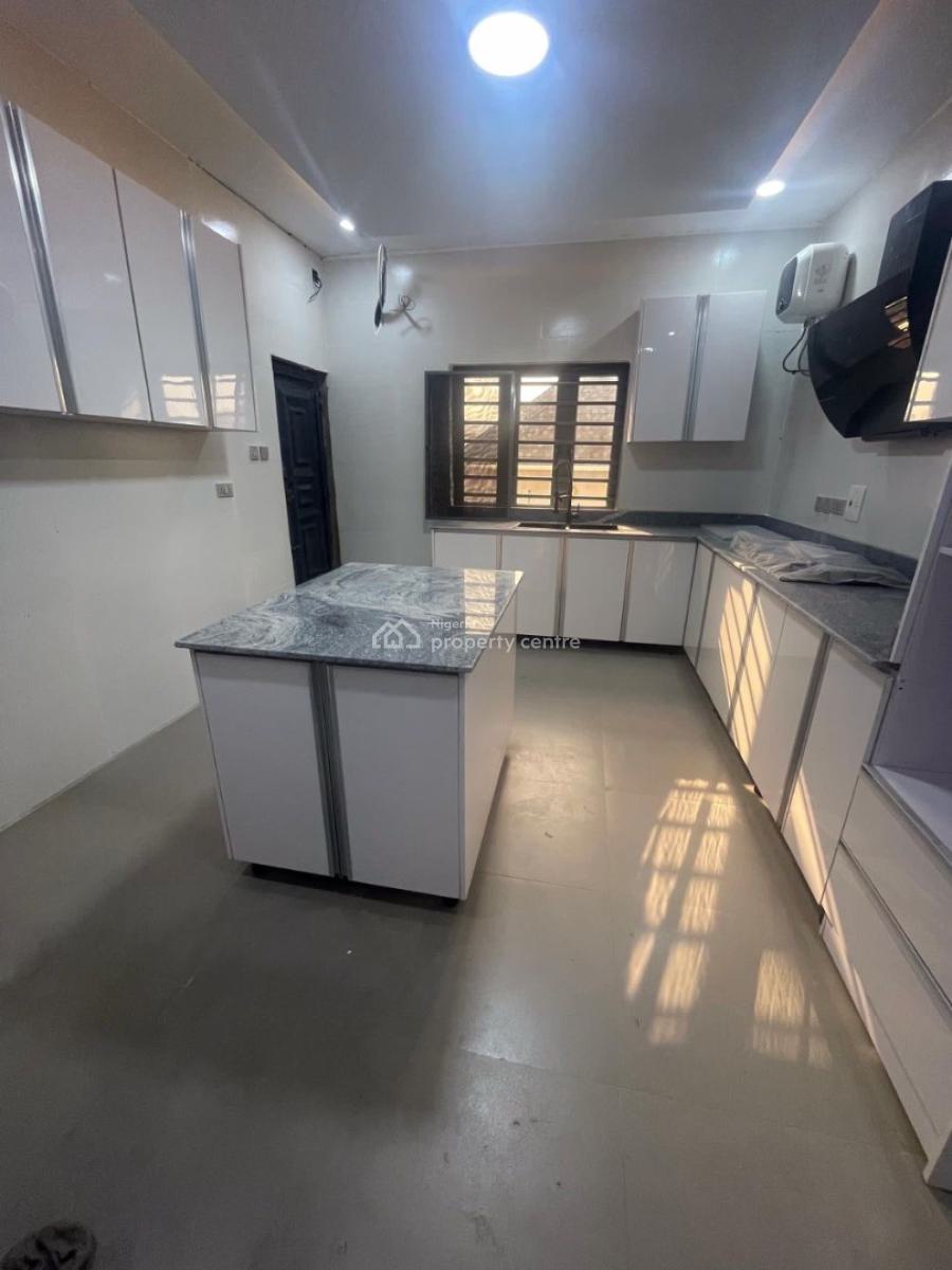 Luxury 5 Bedroom Duplex with 2 Bq, Gra Phase 2, Magodo, Lagos, Detached Duplex for Sale
