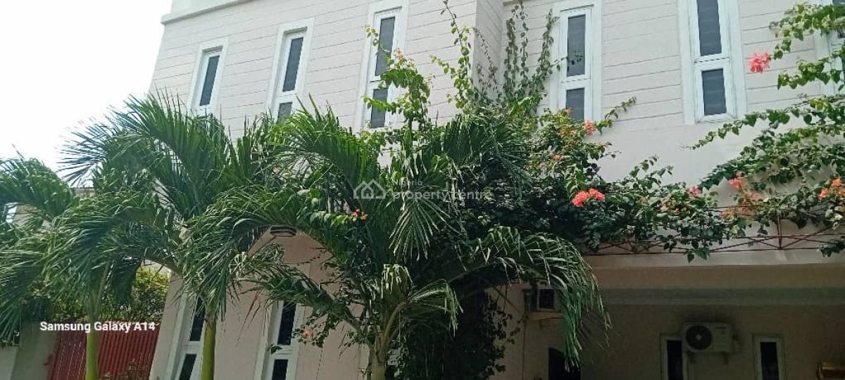 4bedroom Flat Office Space on Land Area 2000sqm with Split Units, Stan, Okupe Estate Maryland Behind Maryland Shoprite., Maryland, Lagos, Office Space for Rent