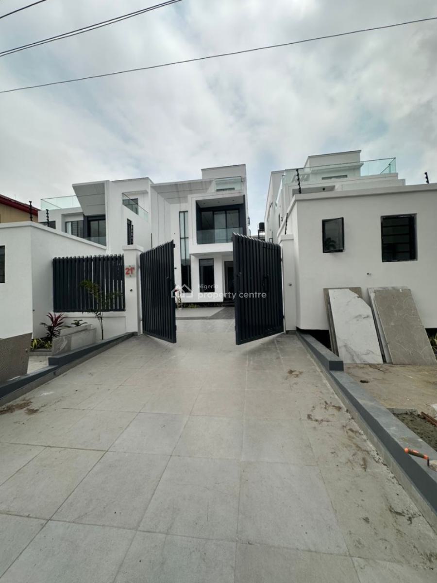 5 Bedroom Duplex with a Pool and Cinema, Lekki Phase 1, Lekki, Lagos, Detached Duplex for Sale