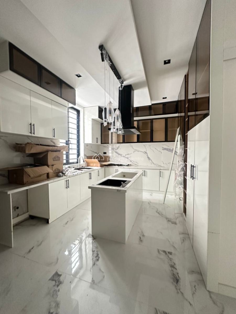 5 Bedroom Duplex with a Pool and Cinema, Lekki Phase 1, Lekki, Lagos, Detached Duplex for Sale