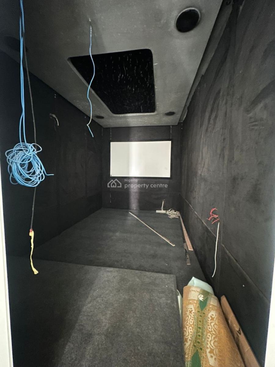 5 Bedroom Duplex with a Pool and Cinema, Lekki Phase 1, Lekki, Lagos, Detached Duplex for Sale