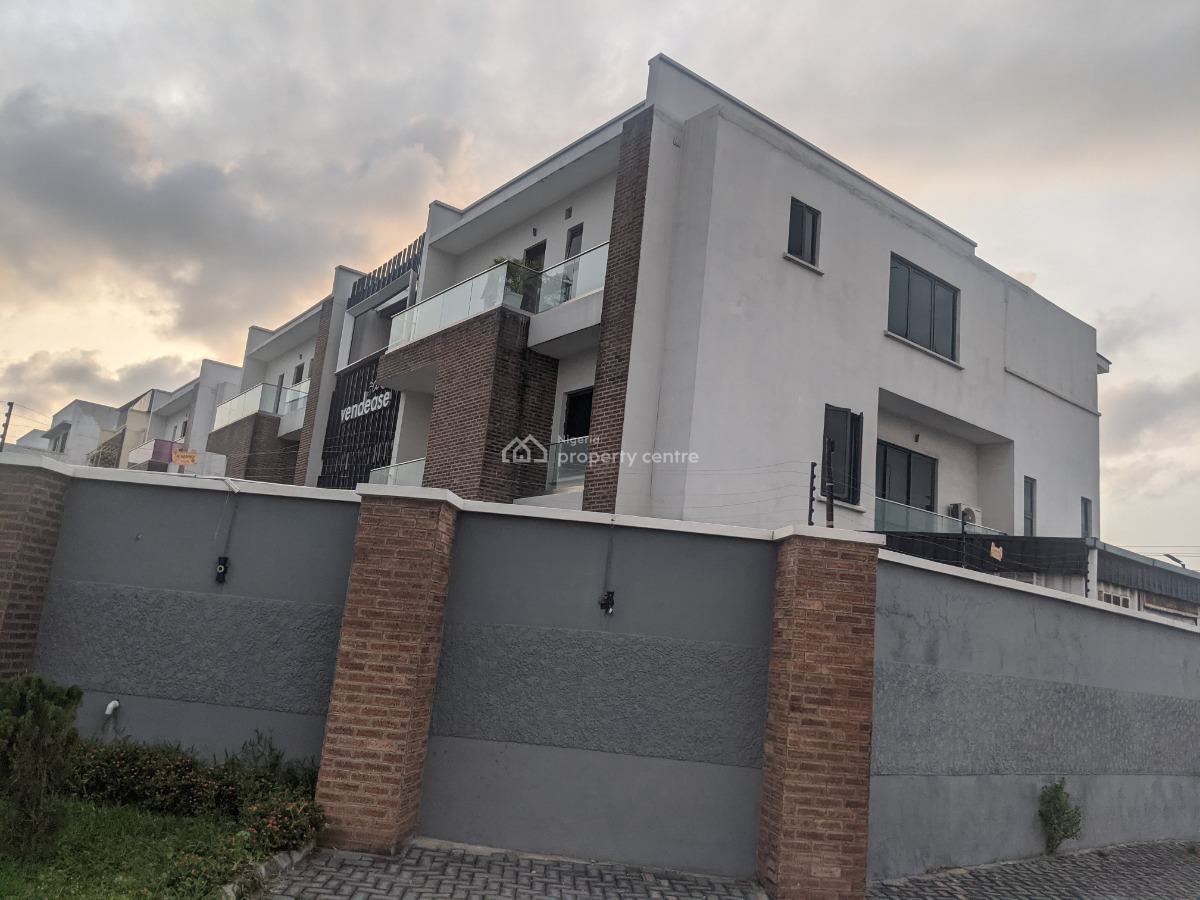 Conerpiece 2 Wings of 5 Bedroom Duplex Each Facing The Major Road, Edward Hotonu Street, Off Updc, Lekki Phase 1, Lekki, Lagos, House for Sale