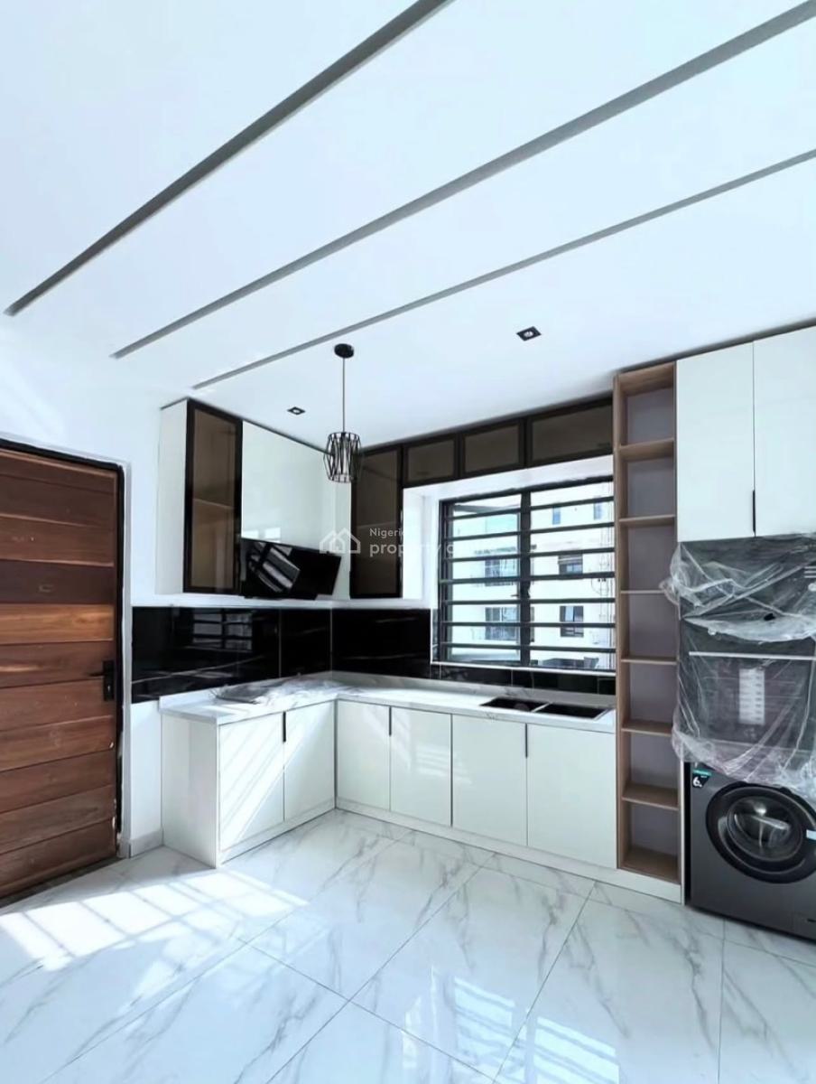 Luxury 2 Bedroom Spacious  Apartment, Ikate, Lekki, Lagos, Flat / Apartment for Sale