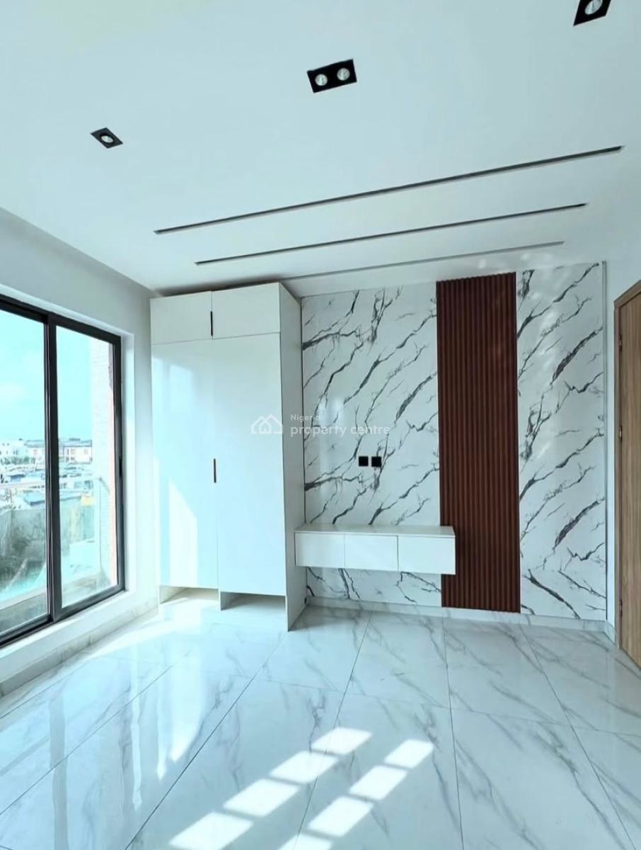 Luxury 2 Bedroom Spacious  Apartment, Ikate, Lekki, Lagos, Flat / Apartment for Sale