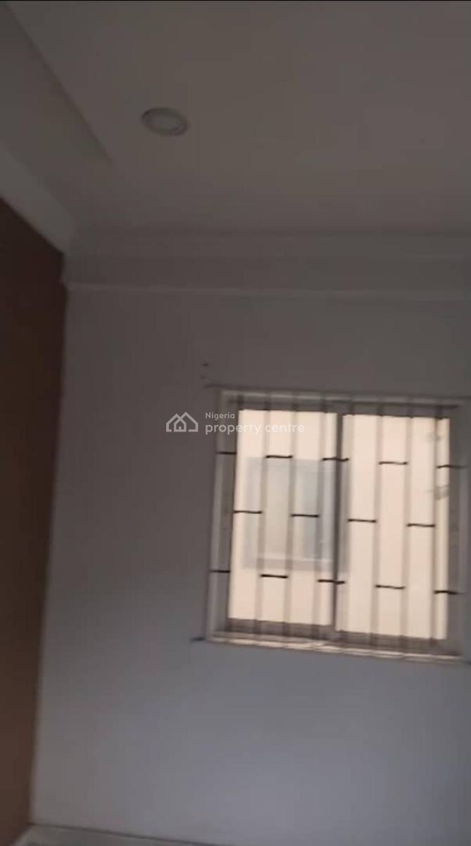 Lovely 2 Bedroom Flat, Adeniyi Jones, Ikeja, Lagos, Flat / Apartment for Rent