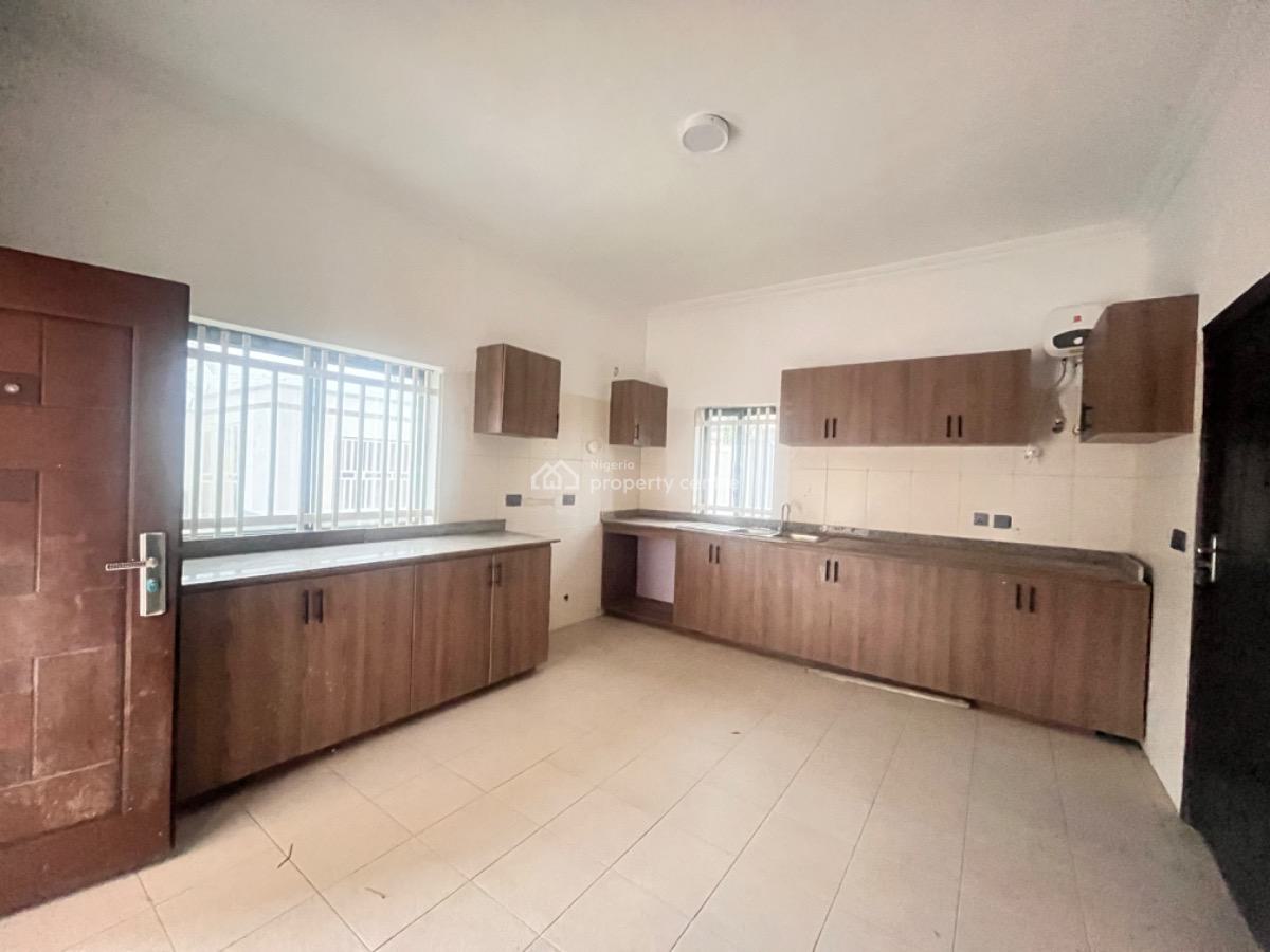 Stunning 4 Bedroom Semi Detached Duplex with Bq Available, Lekki Phase 1, Lekki Phase 1, Lekki, Lagos, Semi-detached Duplex for Rent