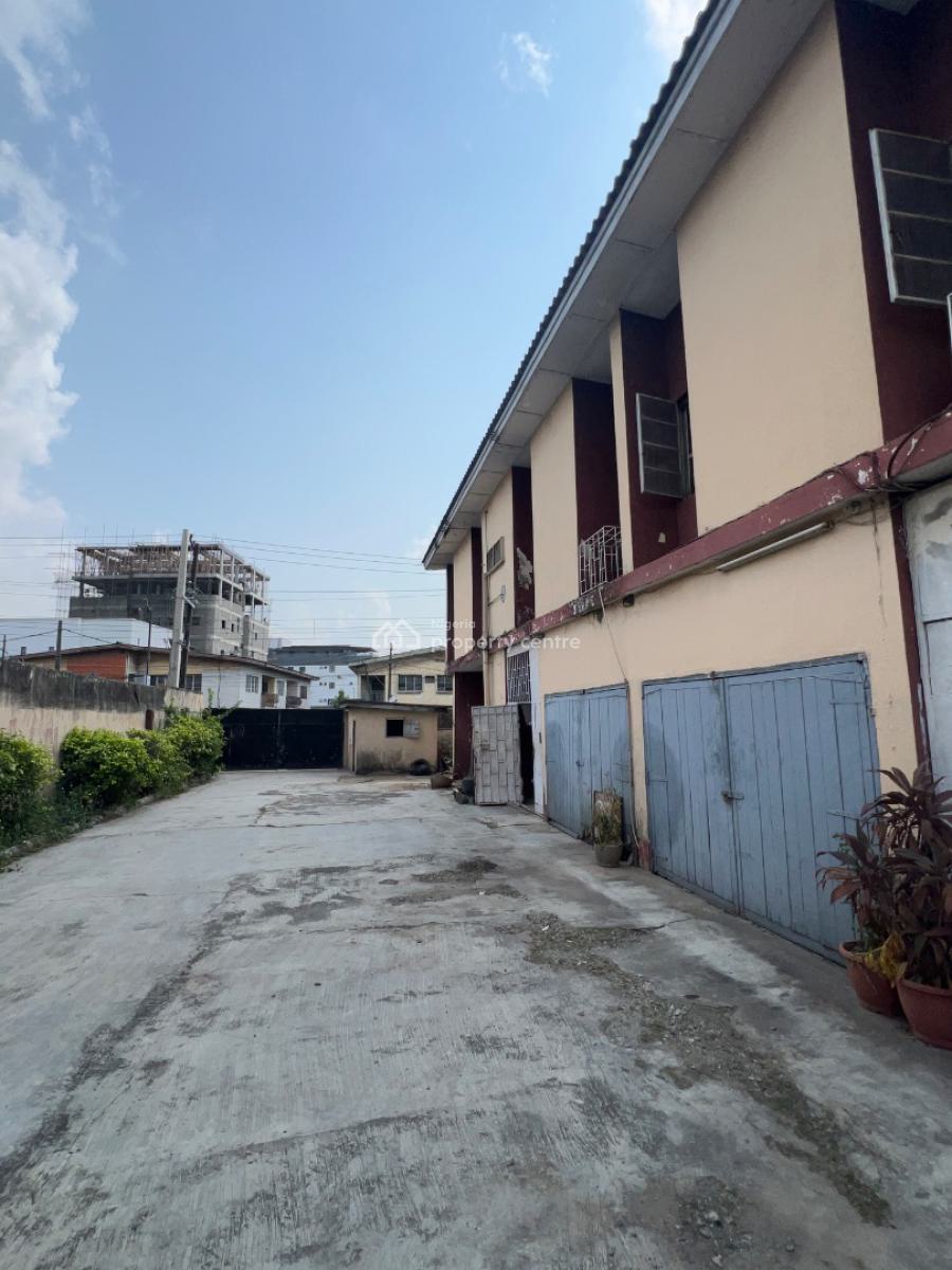 5 Bedroom Wing of Duplex Suitable for Residential of Commercial Use, Coker Road, Ilupeju, Lagos, Semi-detached Duplex for Rent