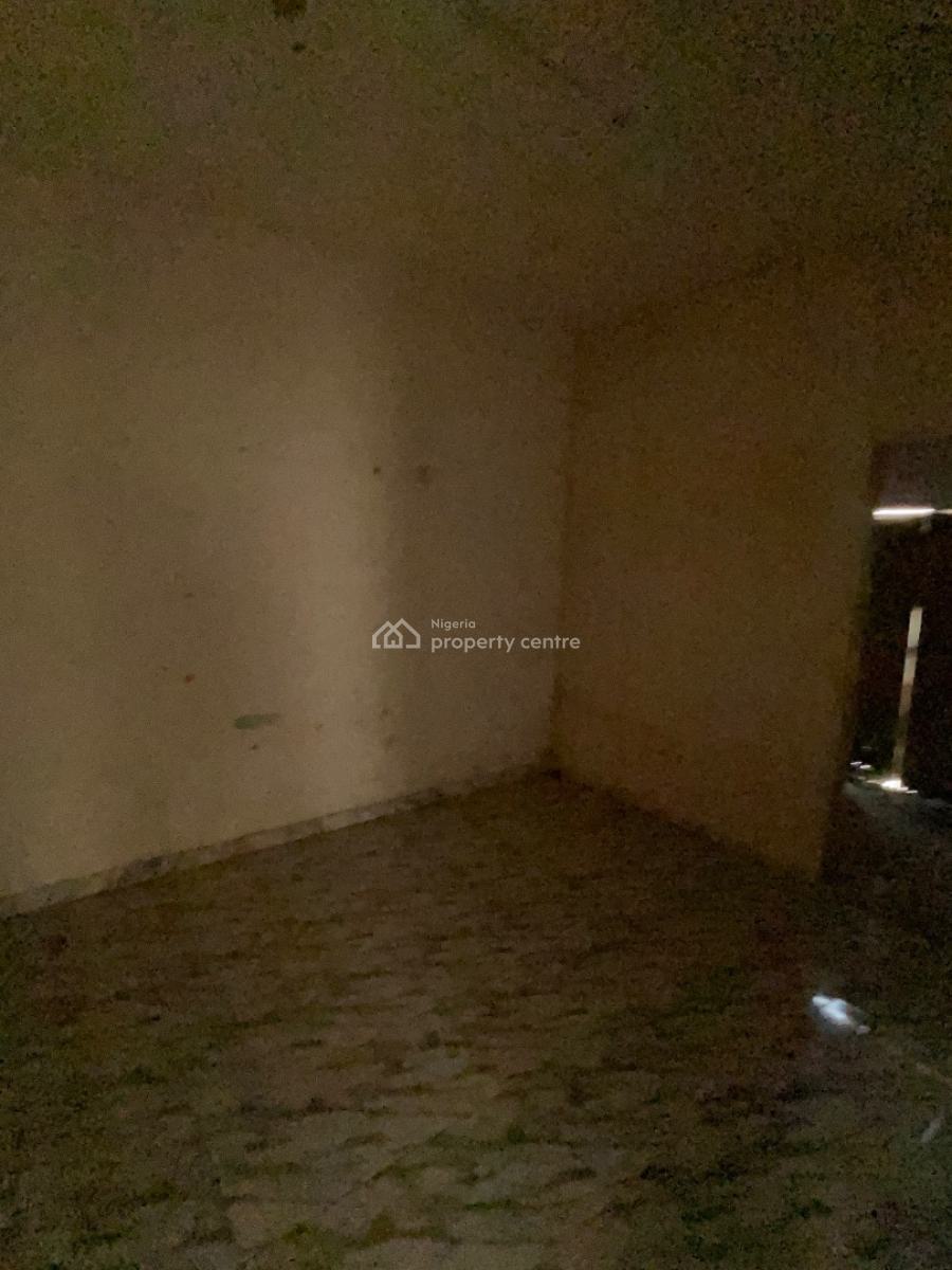 5 Bedroom Wing of Duplex Suitable for Residential of Commercial Use, Coker Road, Ilupeju, Lagos, Semi-detached Duplex for Rent