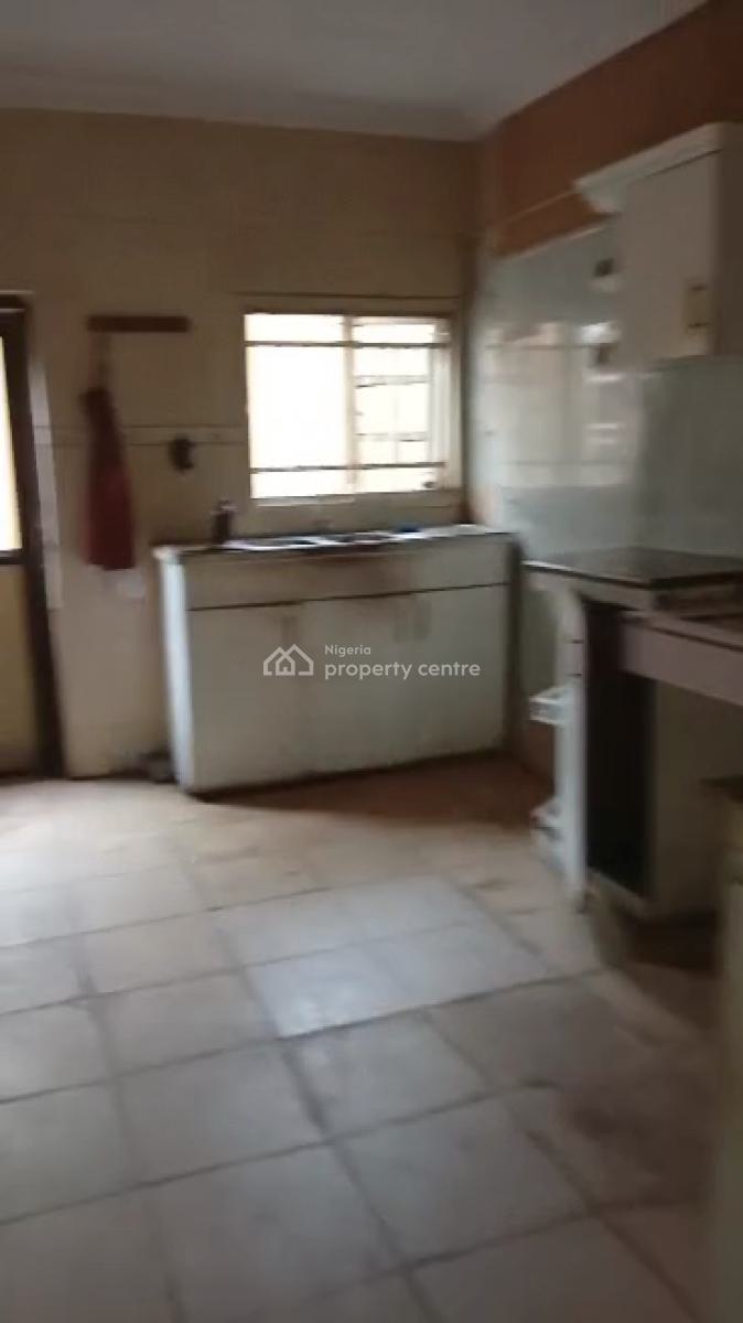 Decent 2 Bedroom Flat Ground-floor Ensuite, Off Mobil Road, Ilaje, Ajah, Lagos, Flat / Apartment for Rent
