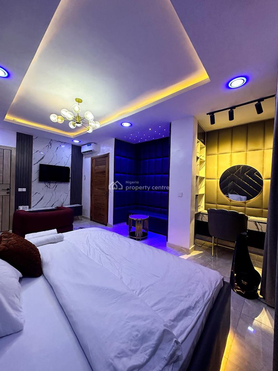 Fully Furnished 3 Bedroom Apartment, Lekki Phase 1, Lekki, Lagos, Flat / Apartment for Sale
