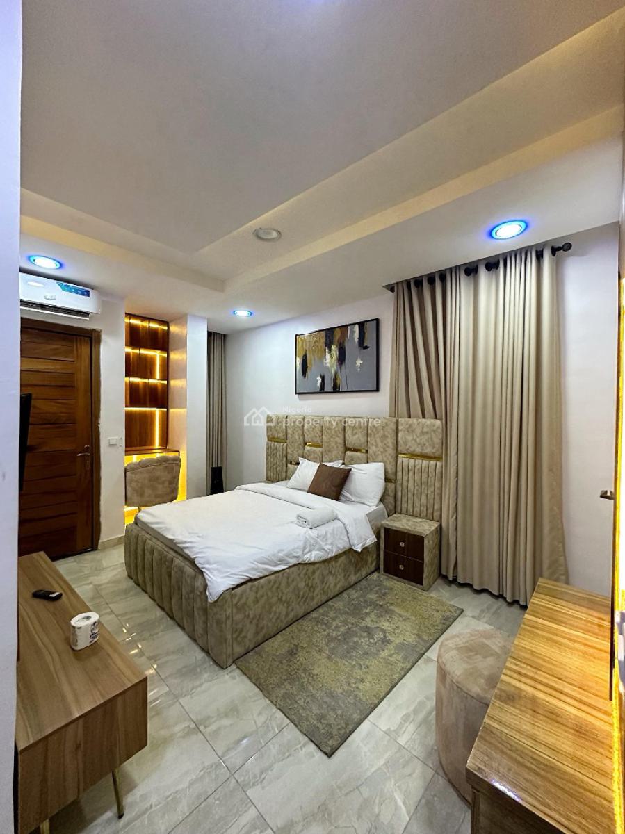 Fully Furnished 3 Bedroom Apartment, Lekki Phase 1, Lekki, Lagos, Flat / Apartment for Sale
