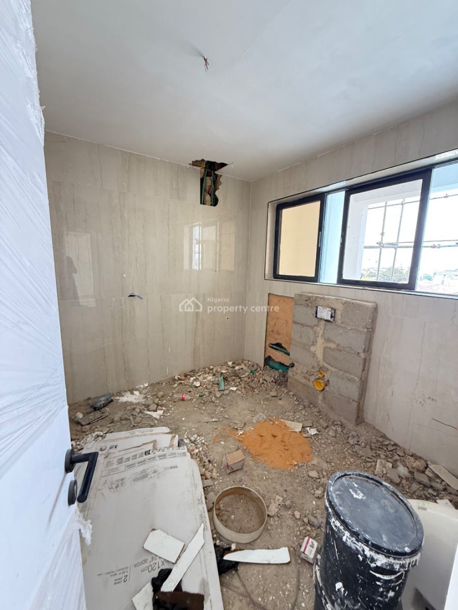 Fully Serviced 4 Bedroom Luxury Maisonette Duplex with Lifts, Swimming, Ikoyi, Lagos, Block of Flats for Sale