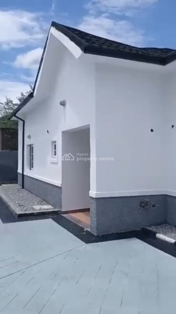 Clean 3 Bedroom Bungalow with 2 Rooms Bq, Galadimawa, Abuja, Detached Bungalow for Rent
