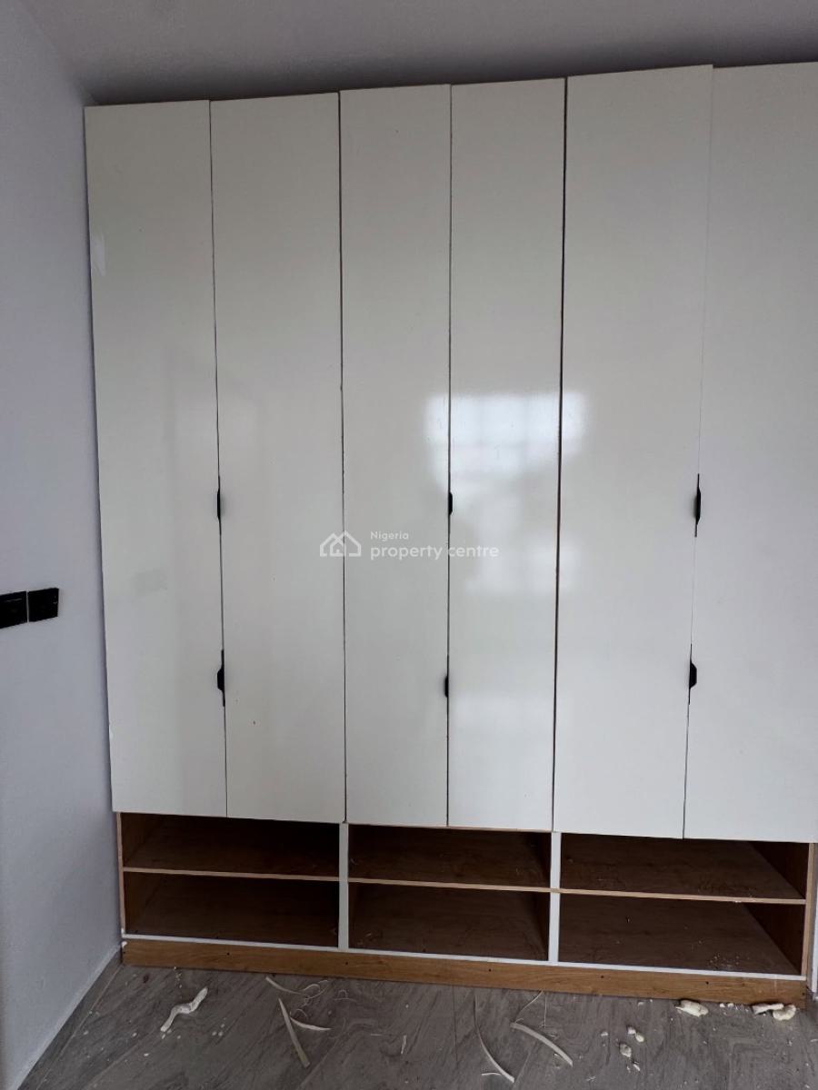 Luxury 2 Bedroom Apartment with Bq, Ikota, Lekki, Lagos, Block of Flats for Sale